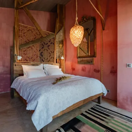 别墅 Pink House Santa Cruz *