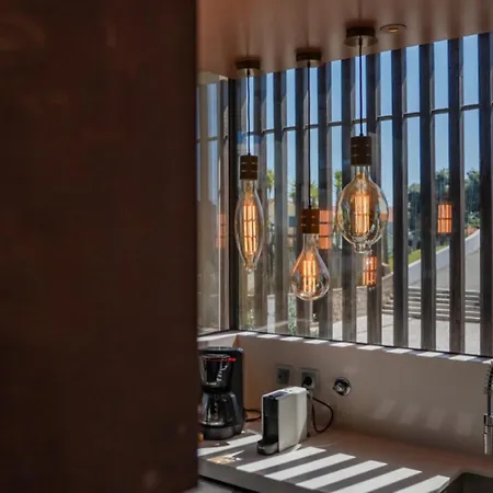 Pink House Santa Cruz * A dos Cunhados