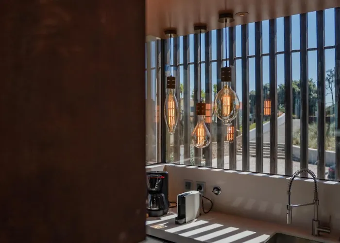 Pink House Santa Cruz * Aldeia dos Cunhados