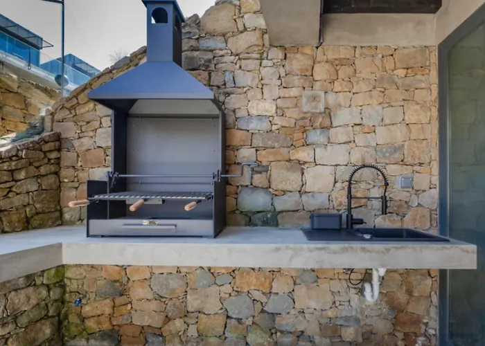 Pink House Santa Cruz